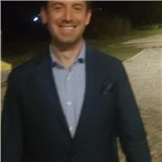 Plurileaureato per impartire lezioni su tutte le materie